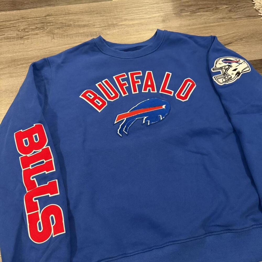 buffalo bills pro standard crewneck sweatshirt L/XL